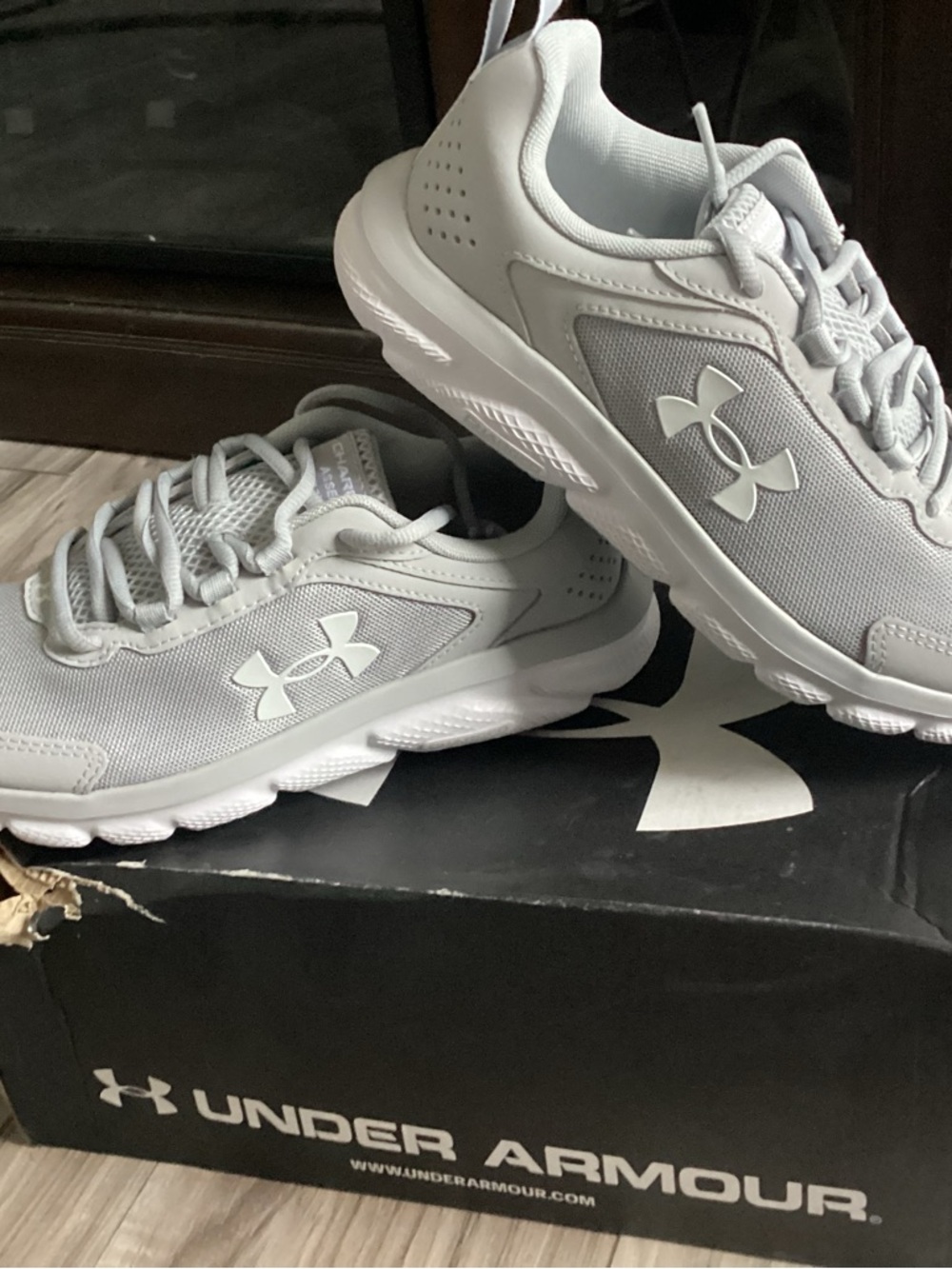Under Armour Women's Sneakers(NIB) ~PRICE IS FIRM, NO OFFERS~
